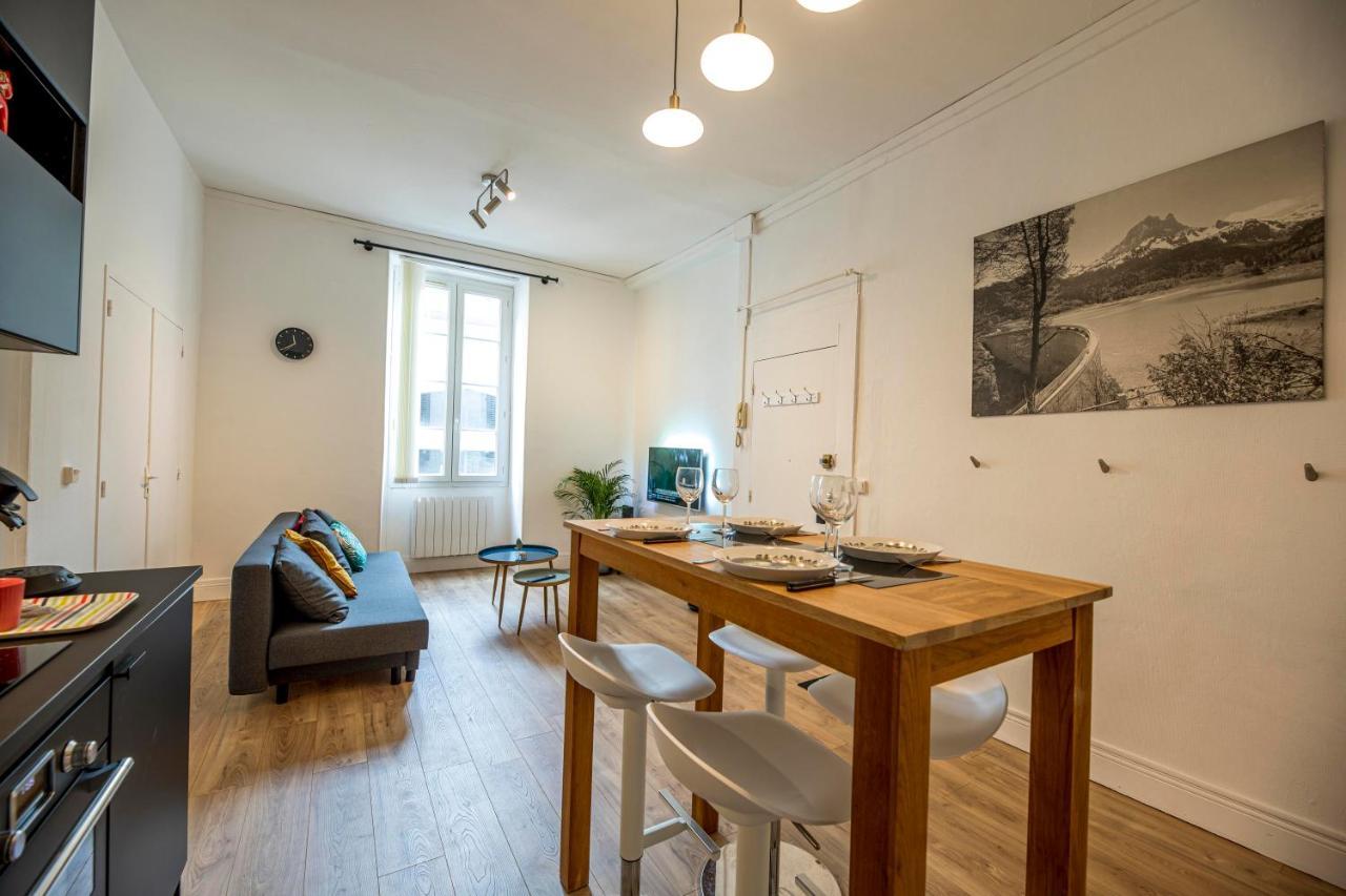 Coeur De Ville, Magnifique Appartement + Parking Pau Exterior photo